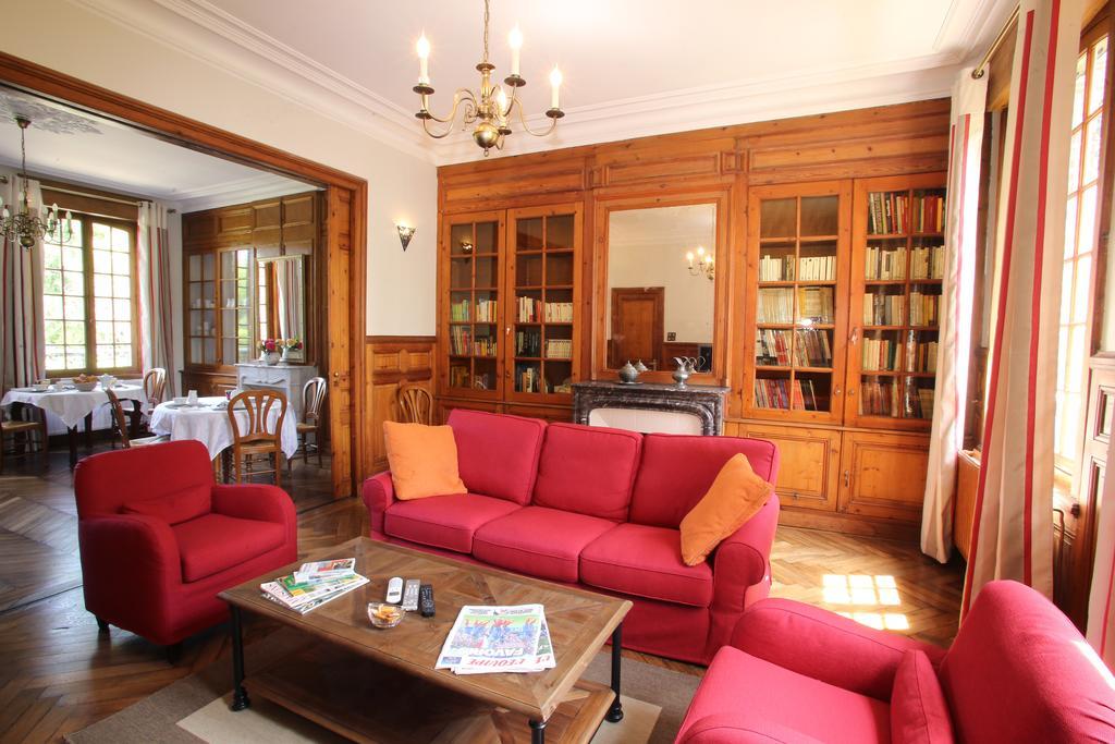 Manoir Le Mesnil Bed and Breakfast Saint-Martin-aux-Chartrains Εξωτερικό φωτογραφία
