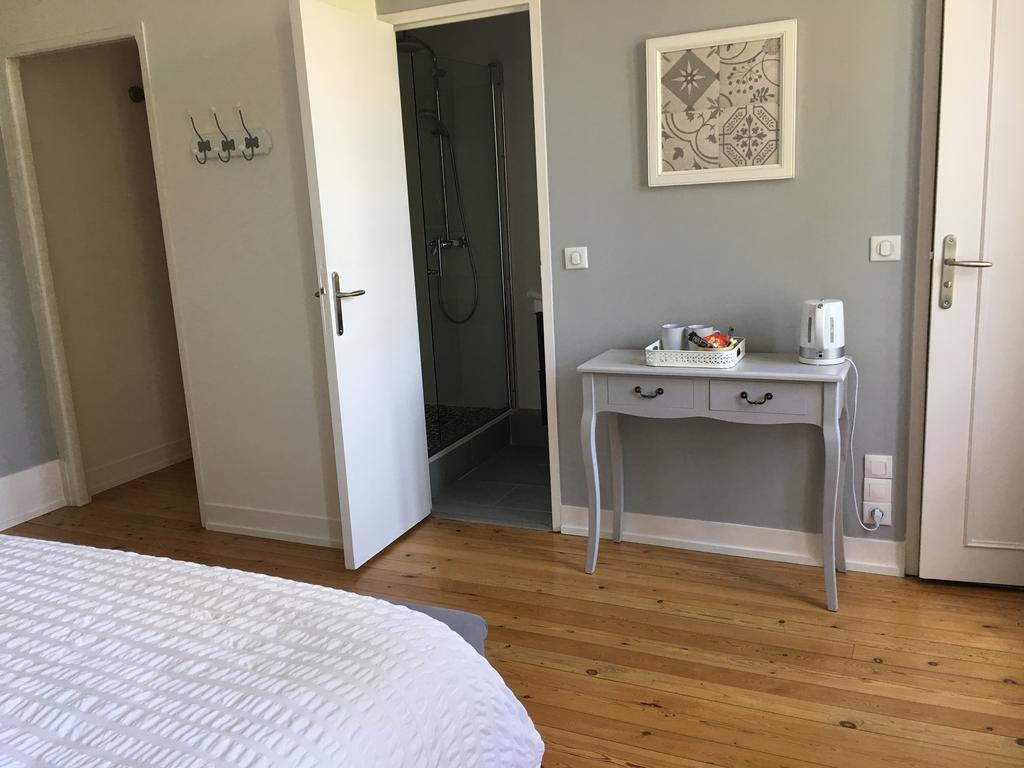 Manoir Le Mesnil Bed and Breakfast Saint-Martin-aux-Chartrains Εξωτερικό φωτογραφία