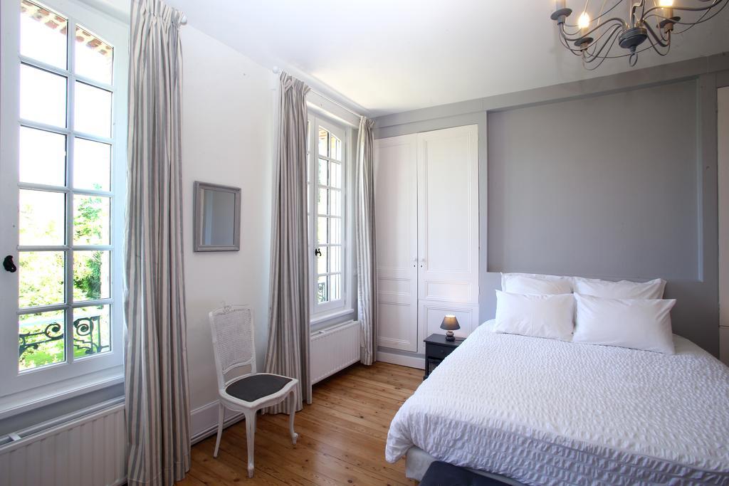 Manoir Le Mesnil Bed and Breakfast Saint-Martin-aux-Chartrains Εξωτερικό φωτογραφία