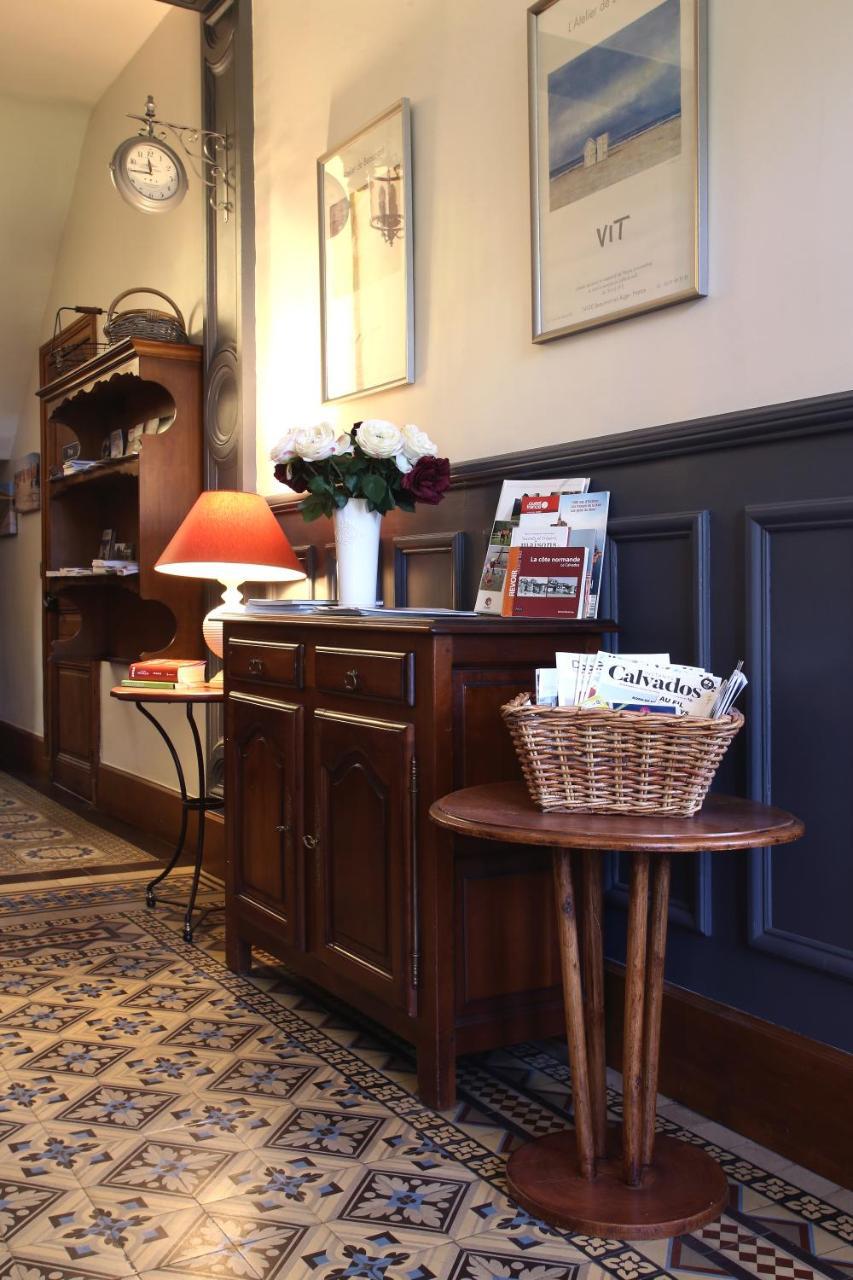 Manoir Le Mesnil Bed and Breakfast Saint-Martin-aux-Chartrains Εξωτερικό φωτογραφία